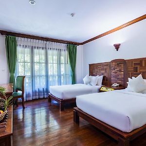 Deluxe Twin Room River View Balcony